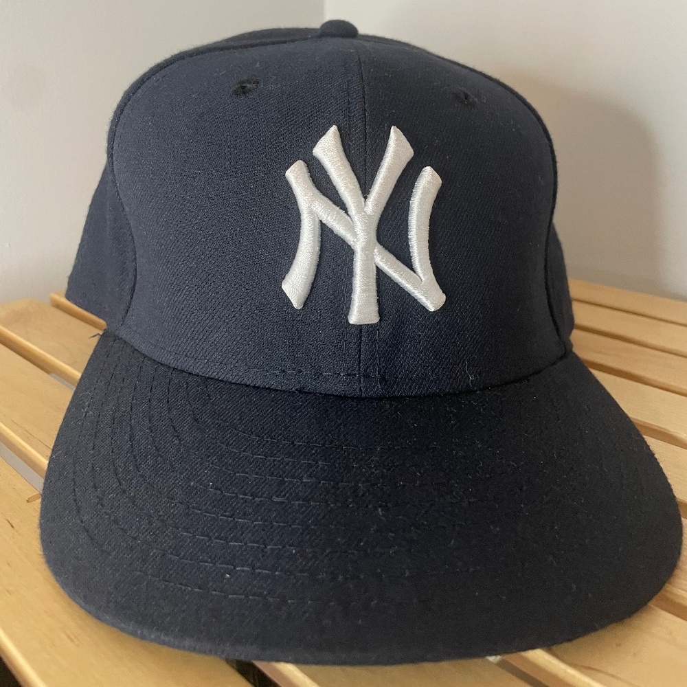 New Era 2009 Inaugural Season patch New York Yankees hat, size 7 1/2